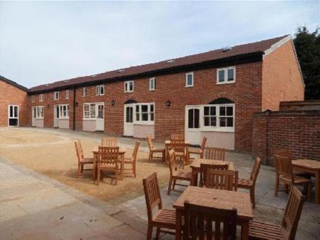 The Bubble Inn Hotel Derby Exterior foto